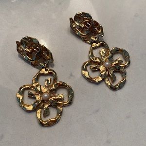 BEVERLEY HAMBURG gold earrings